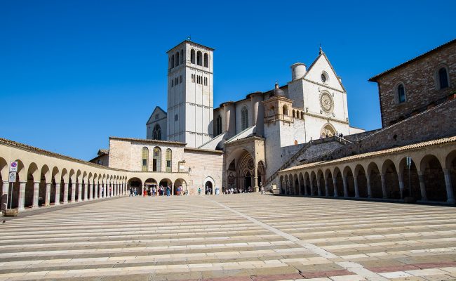 assisi-1693681_1920